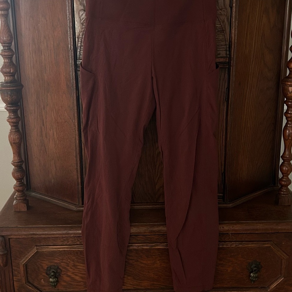 Athleta Trekkie Hybrid Cropped Tights